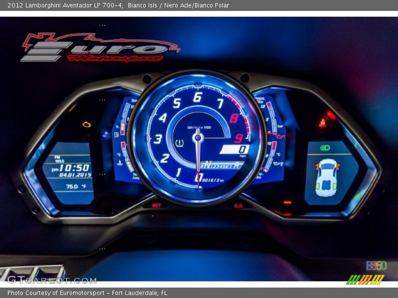 Bianco Isis / Nero Ade/Bianco Polar 2012 Lamborghini Aventador LP 700-4