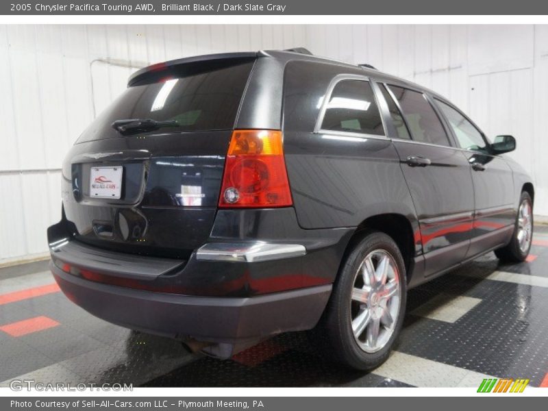 Brilliant Black / Dark Slate Gray 2005 Chrysler Pacifica Touring AWD