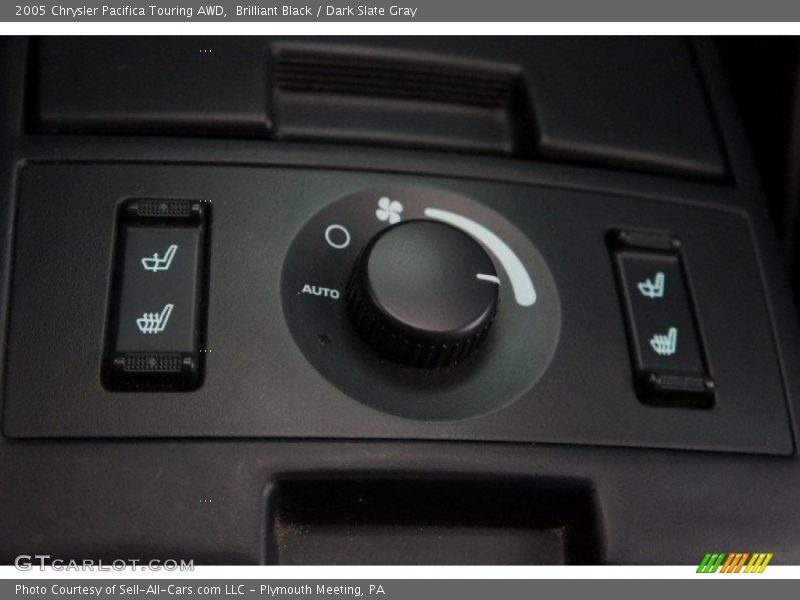 Brilliant Black / Dark Slate Gray 2005 Chrysler Pacifica Touring AWD