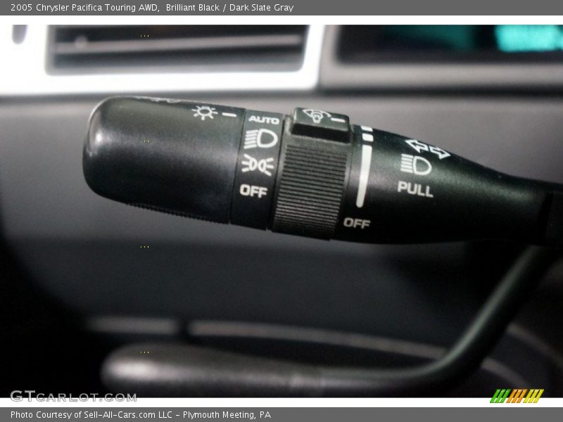 Brilliant Black / Dark Slate Gray 2005 Chrysler Pacifica Touring AWD