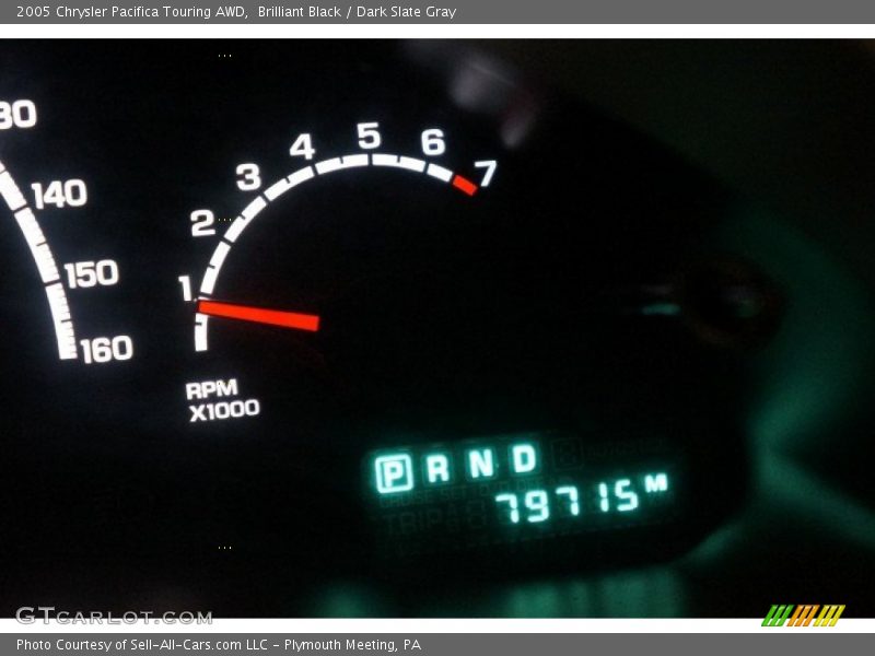 Brilliant Black / Dark Slate Gray 2005 Chrysler Pacifica Touring AWD