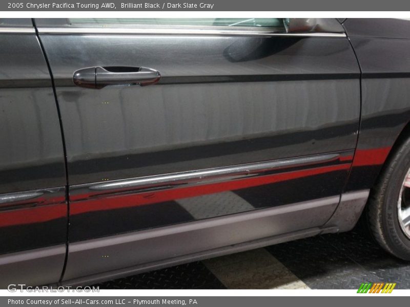 Brilliant Black / Dark Slate Gray 2005 Chrysler Pacifica Touring AWD
