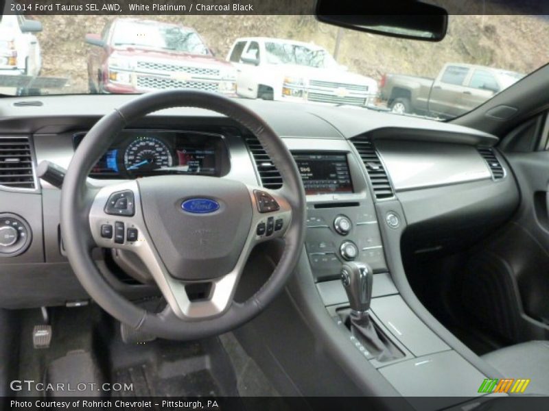 Dashboard of 2014 Taurus SEL AWD