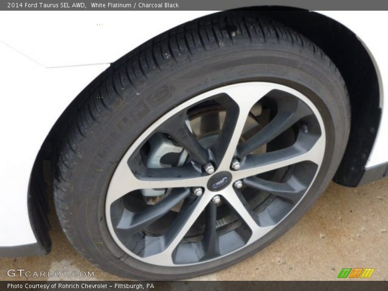  2014 Taurus SEL AWD Wheel
