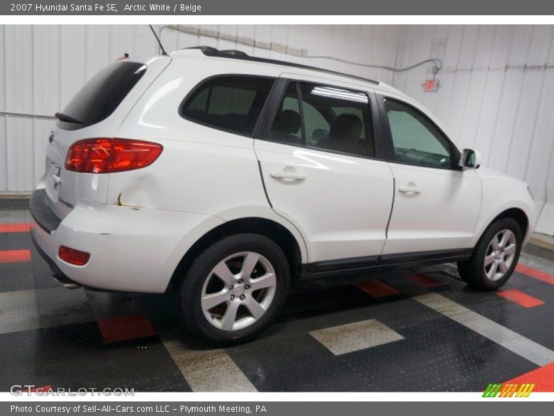 Arctic White / Beige 2007 Hyundai Santa Fe SE
