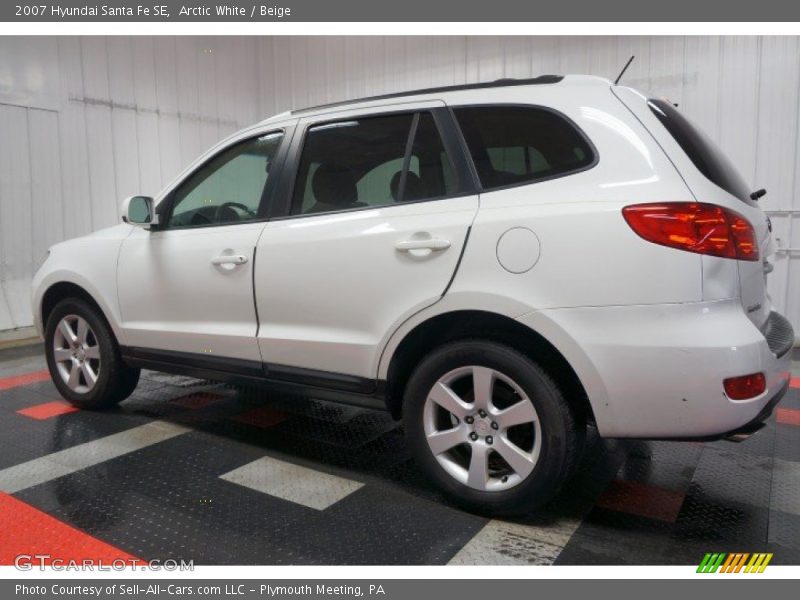 Arctic White / Beige 2007 Hyundai Santa Fe SE