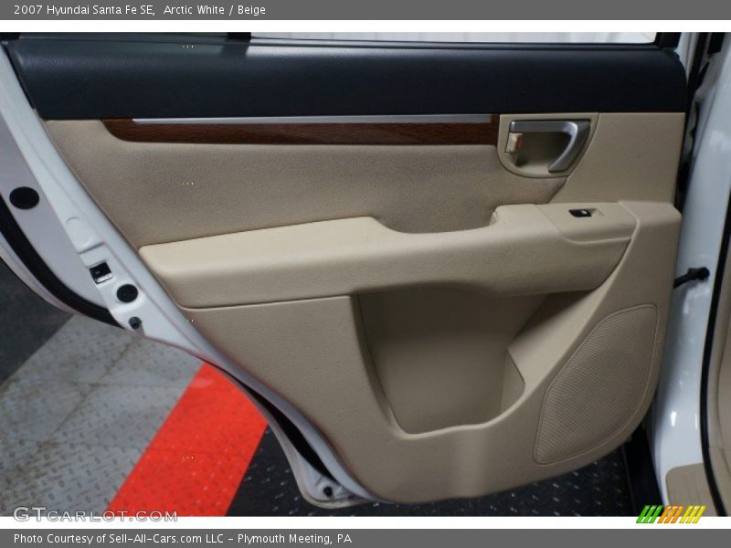 Arctic White / Beige 2007 Hyundai Santa Fe SE