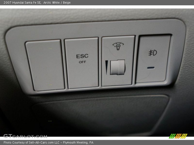 Arctic White / Beige 2007 Hyundai Santa Fe SE