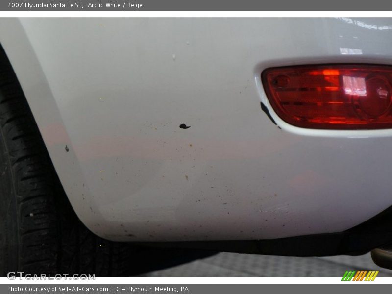 Arctic White / Beige 2007 Hyundai Santa Fe SE