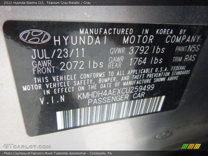 Titanium Gray Metallic / Gray 2012 Hyundai Elantra GLS