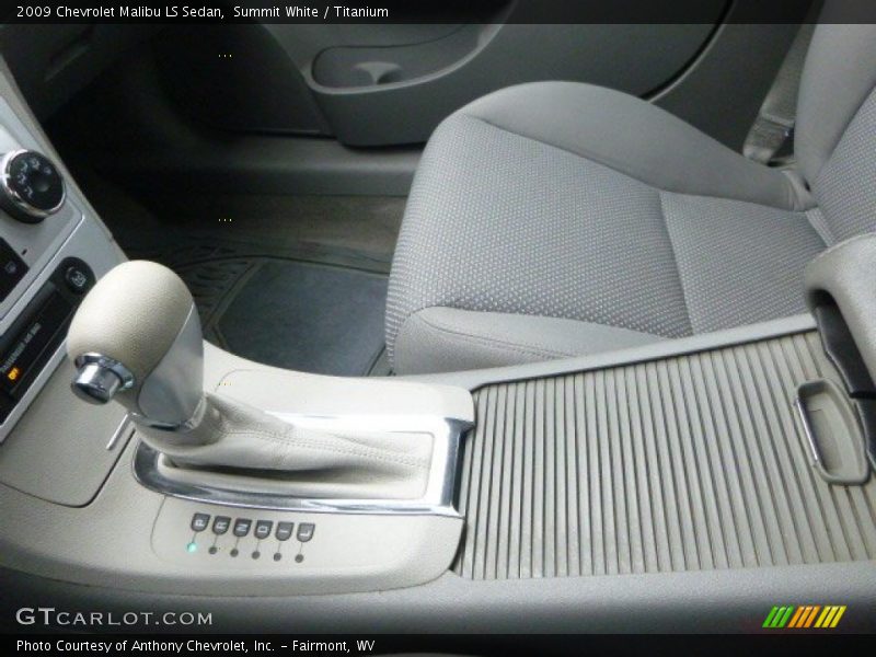 Summit White / Titanium 2009 Chevrolet Malibu LS Sedan