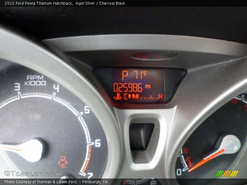 Ingot Silver / Charcoal Black 2013 Ford Fiesta Titanium Hatchback