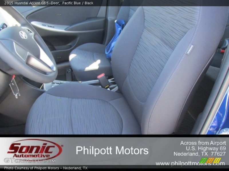Pacific Blue / Black 2015 Hyundai Accent GS 5-Door
