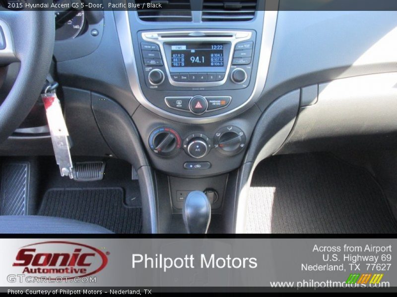 Pacific Blue / Black 2015 Hyundai Accent GS 5-Door