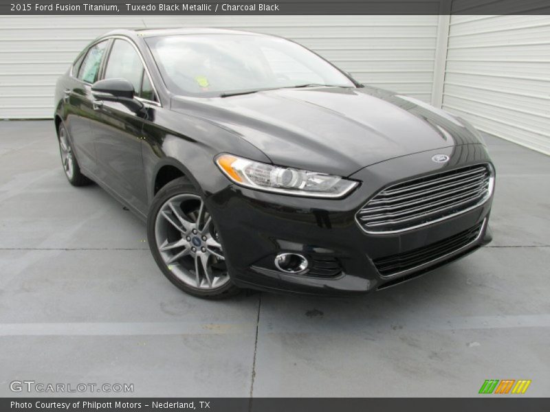 Tuxedo Black Metallic / Charcoal Black 2015 Ford Fusion Titanium