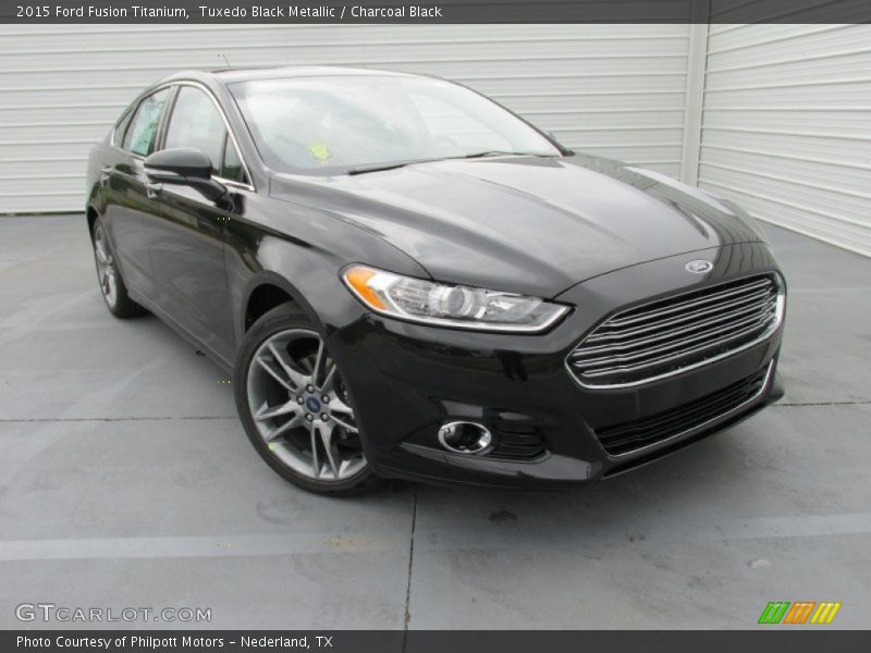 Tuxedo Black Metallic / Charcoal Black 2015 Ford Fusion Titanium