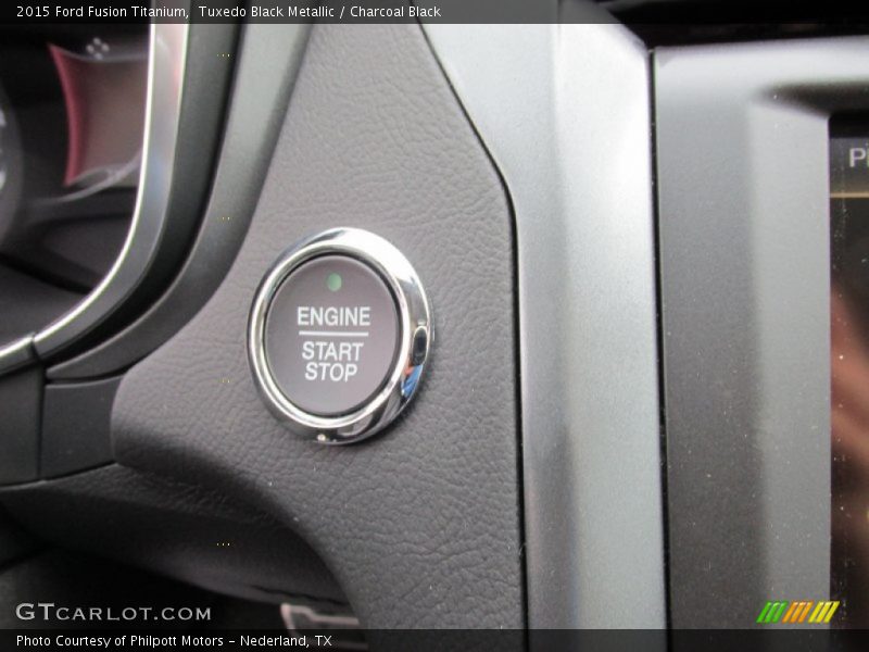 Tuxedo Black Metallic / Charcoal Black 2015 Ford Fusion Titanium