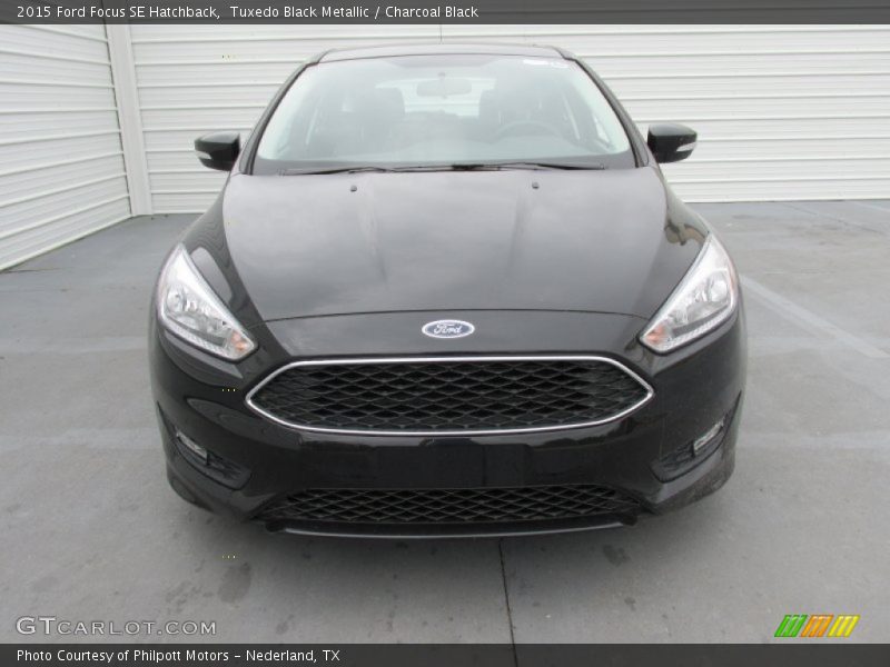 Tuxedo Black Metallic / Charcoal Black 2015 Ford Focus SE Hatchback
