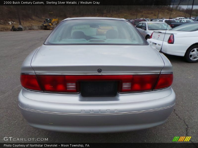 Sterling Silver Metallic / Medium Gray 2000 Buick Century Custom