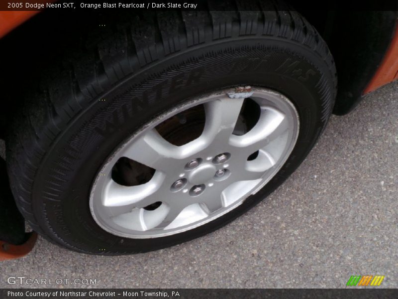 Orange Blast Pearlcoat / Dark Slate Gray 2005 Dodge Neon SXT