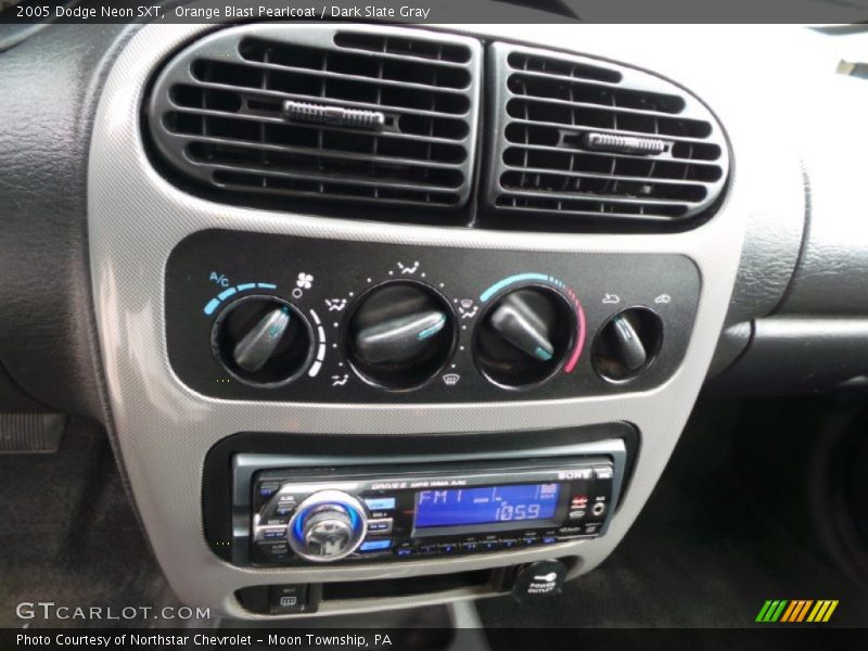 Orange Blast Pearlcoat / Dark Slate Gray 2005 Dodge Neon SXT