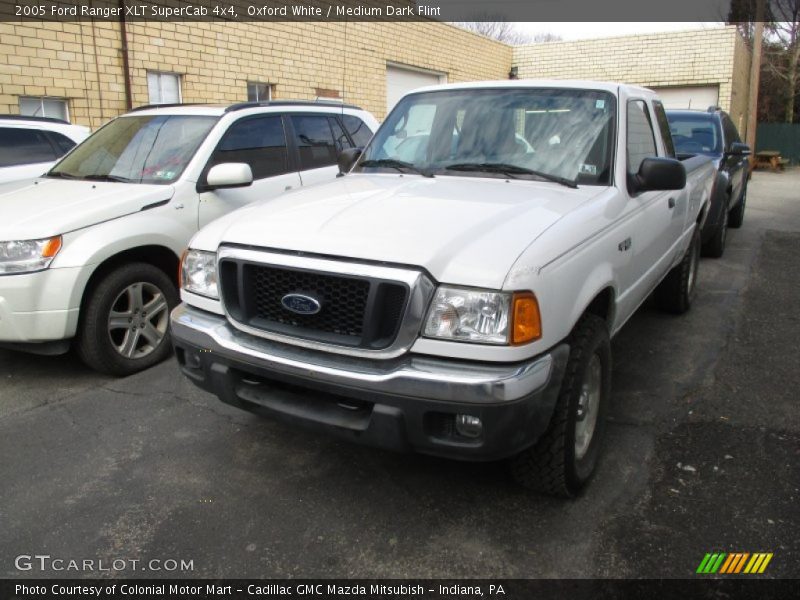 Front 3/4 View of 2005 Ranger XLT SuperCab 4x4