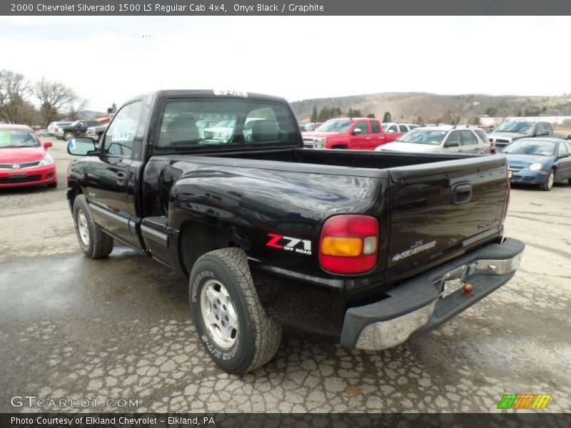 Onyx Black / Graphite 2000 Chevrolet Silverado 1500 LS Regular Cab 4x4