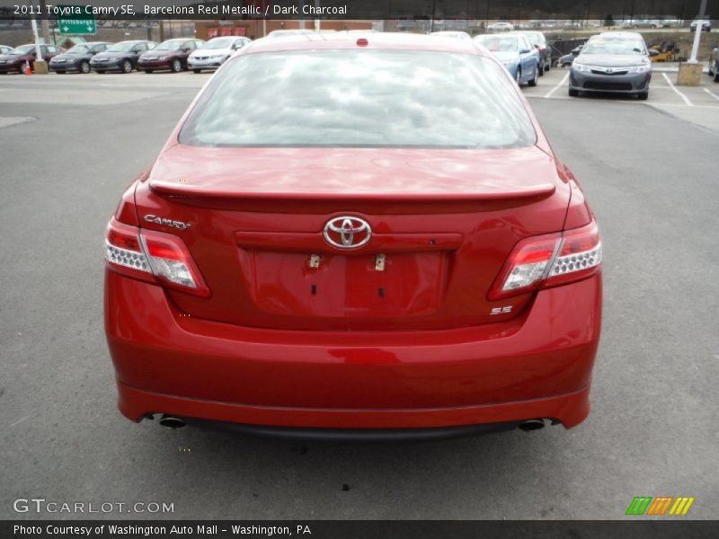 Barcelona Red Metallic / Dark Charcoal 2011 Toyota Camry SE