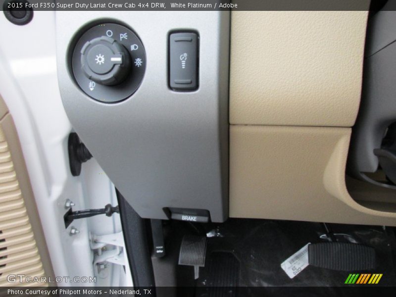 White Platinum / Adobe 2015 Ford F350 Super Duty Lariat Crew Cab 4x4 DRW