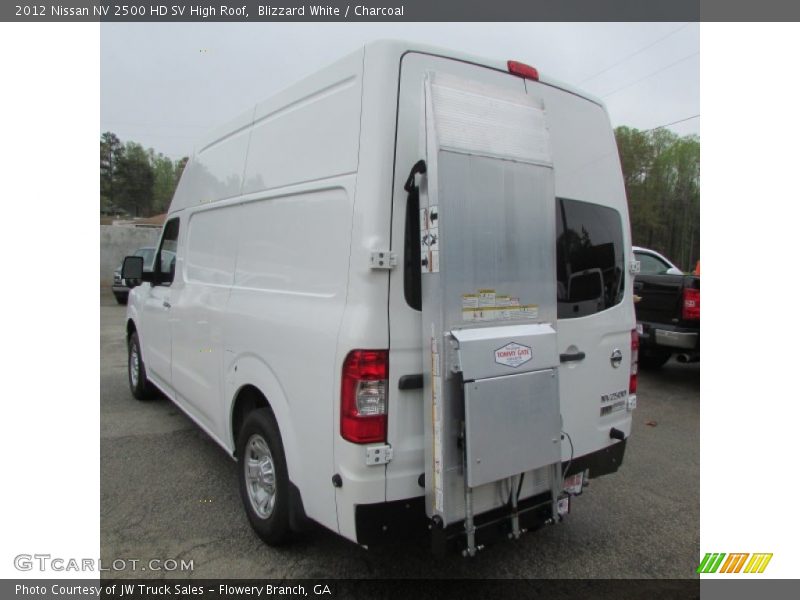 Blizzard White / Charcoal 2012 Nissan NV 2500 HD SV High Roof