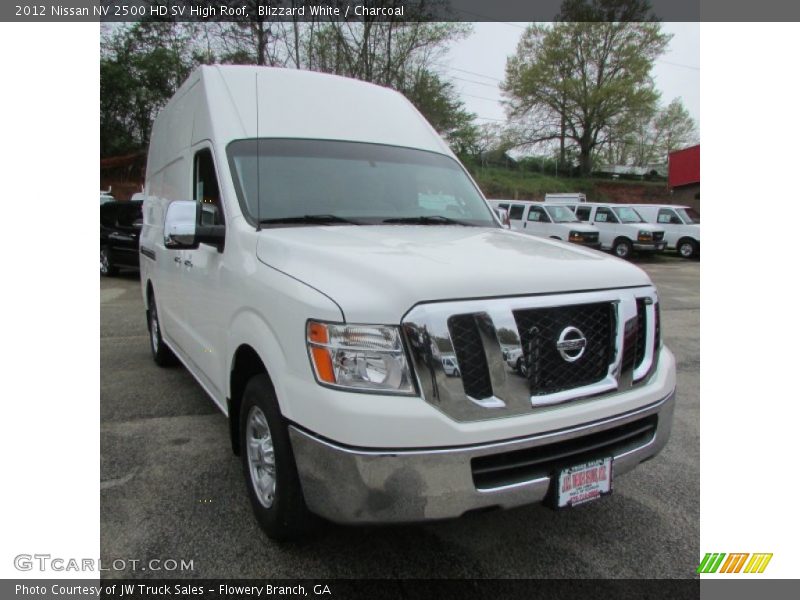 Blizzard White / Charcoal 2012 Nissan NV 2500 HD SV High Roof