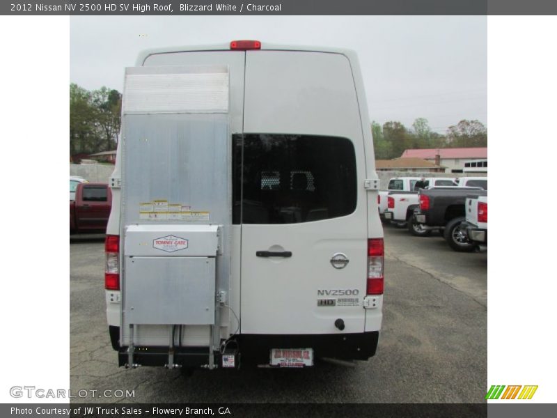 Blizzard White / Charcoal 2012 Nissan NV 2500 HD SV High Roof