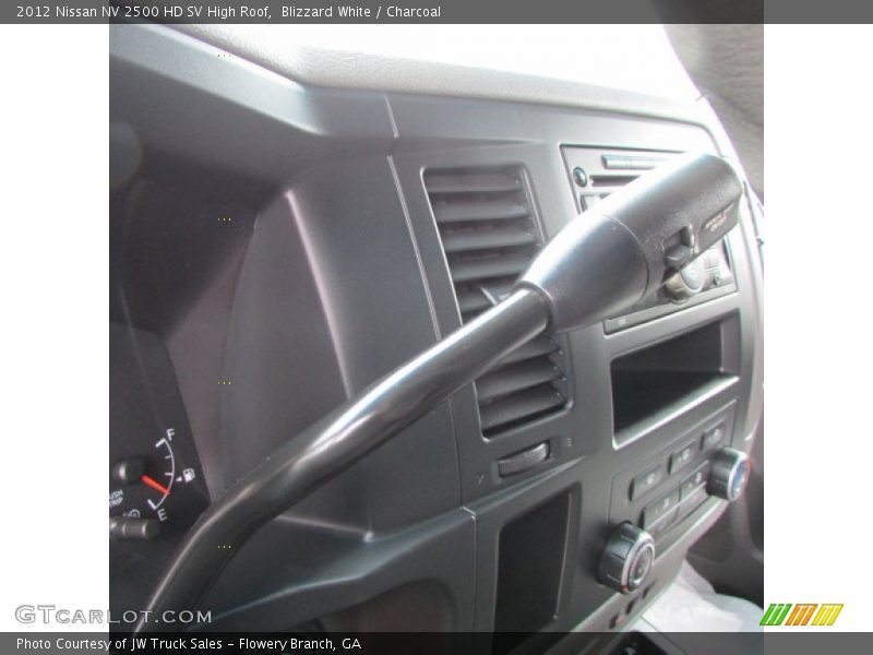 Blizzard White / Charcoal 2012 Nissan NV 2500 HD SV High Roof