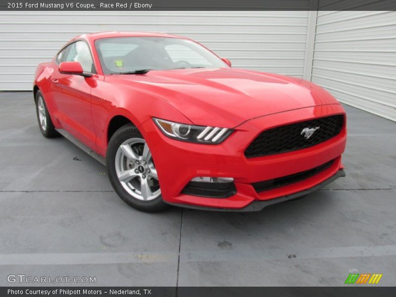 Front 3/4 View of 2015 Mustang V6 Coupe