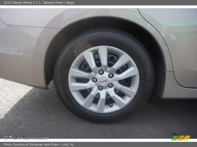 Saharan Stone / Beige 2013 Nissan Altima 2.5 S