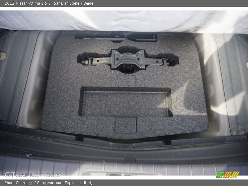 Saharan Stone / Beige 2013 Nissan Altima 2.5 S