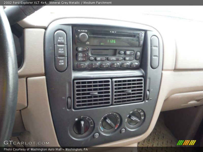 Mineral Grey Metallic / Medium Parchment 2002 Ford Explorer XLT 4x4