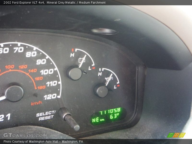 Mineral Grey Metallic / Medium Parchment 2002 Ford Explorer XLT 4x4
