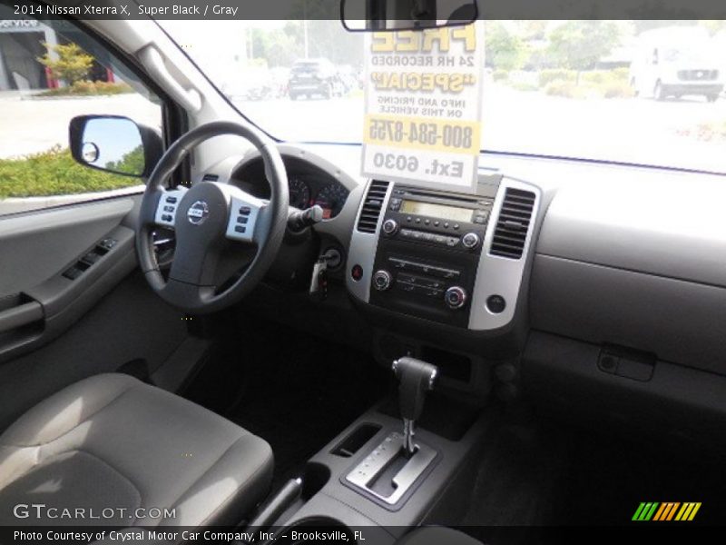 Super Black / Gray 2014 Nissan Xterra X