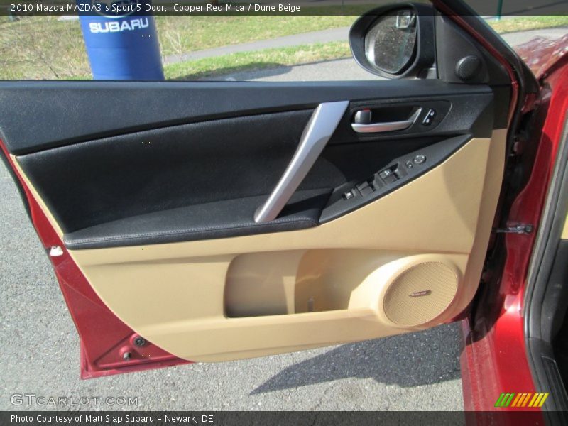 Copper Red Mica / Dune Beige 2010 Mazda MAZDA3 s Sport 5 Door