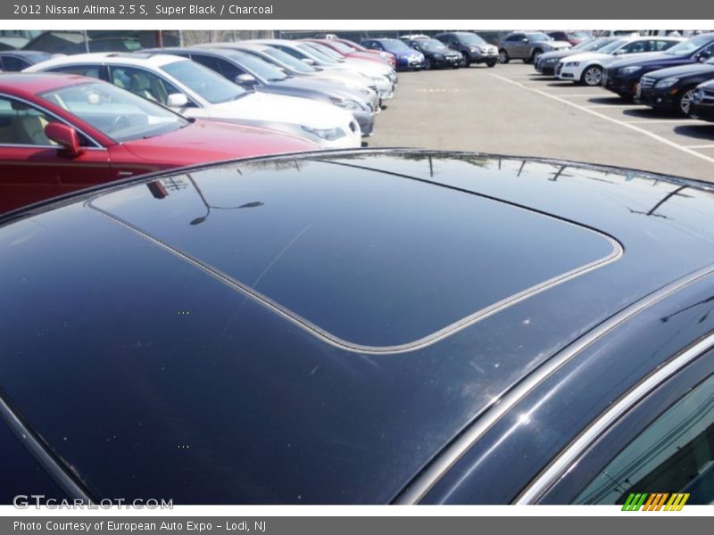 Super Black / Charcoal 2012 Nissan Altima 2.5 S