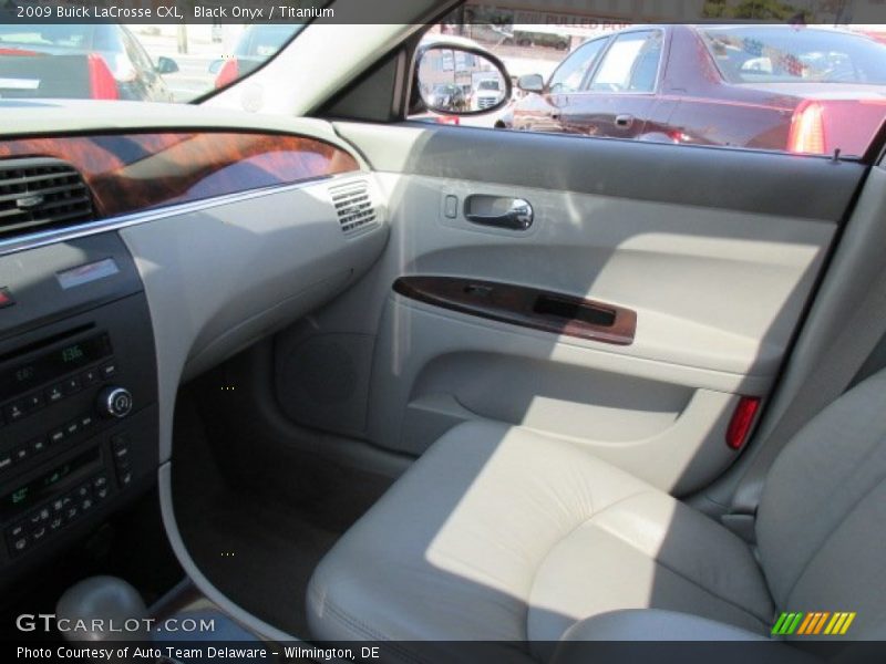 Black Onyx / Titanium 2009 Buick LaCrosse CXL
