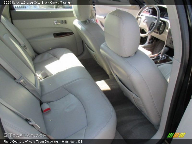 Black Onyx / Titanium 2009 Buick LaCrosse CXL