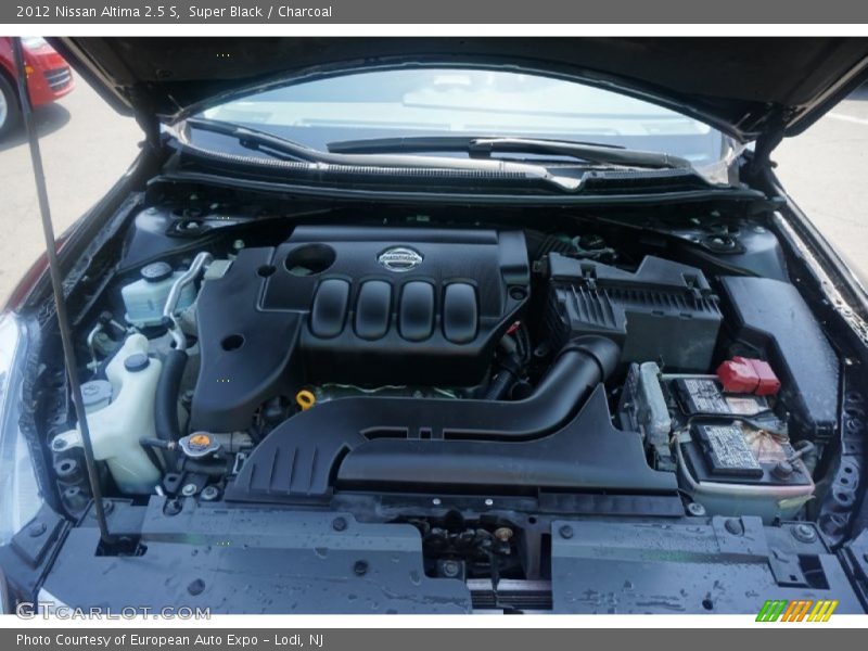 Super Black / Charcoal 2012 Nissan Altima 2.5 S