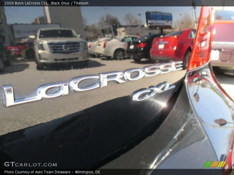Black Onyx / Titanium 2009 Buick LaCrosse CXL