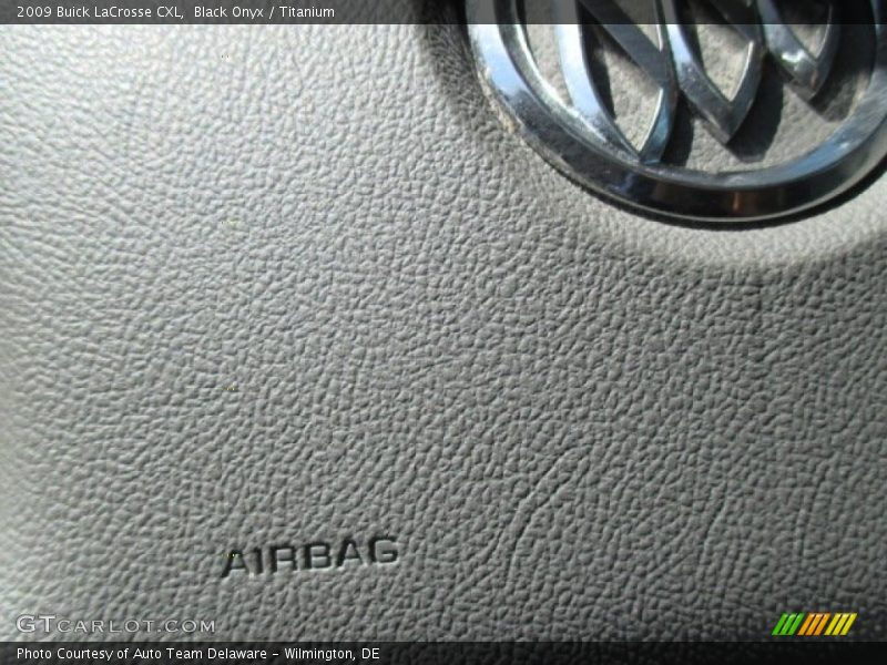 Black Onyx / Titanium 2009 Buick LaCrosse CXL