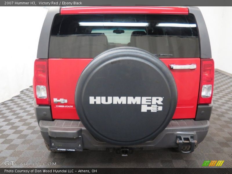 Victory Red / Ebony Black 2007 Hummer H3