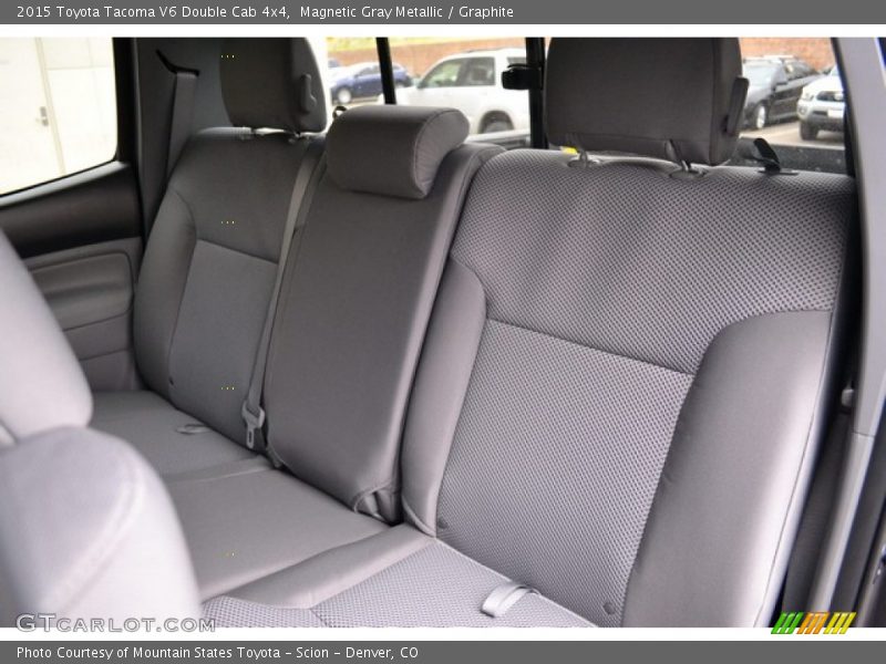 Magnetic Gray Metallic / Graphite 2015 Toyota Tacoma V6 Double Cab 4x4