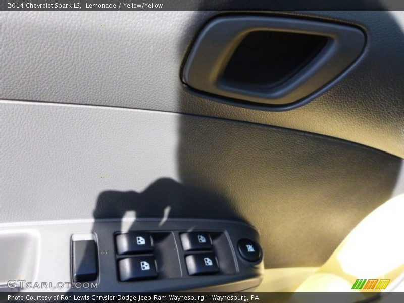 Lemonade / Yellow/Yellow 2014 Chevrolet Spark LS
