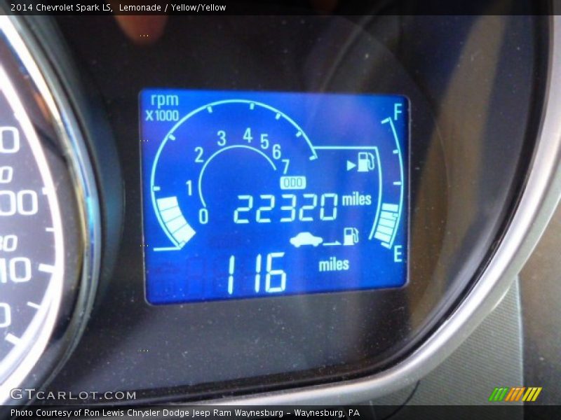 Lemonade / Yellow/Yellow 2014 Chevrolet Spark LS